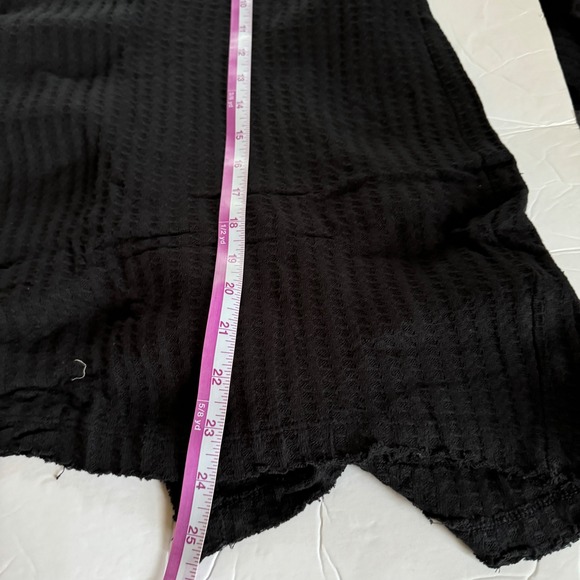 Free People Top Women's M Black Waffle Knit Cowl Neck Oversized Pullover - Picture 6 of 10